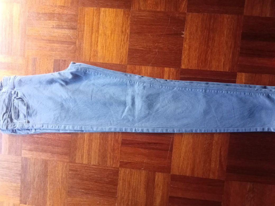 Calça straight 11/12 anos