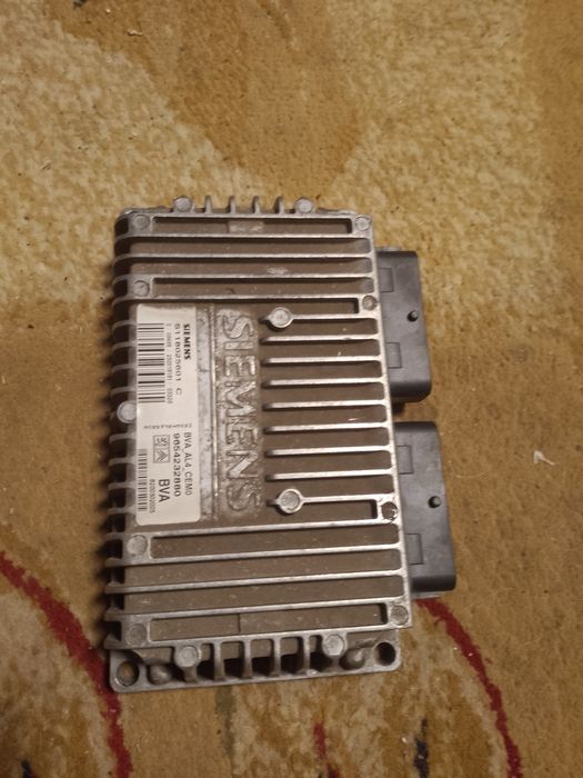 Блок управления на Пежо 407