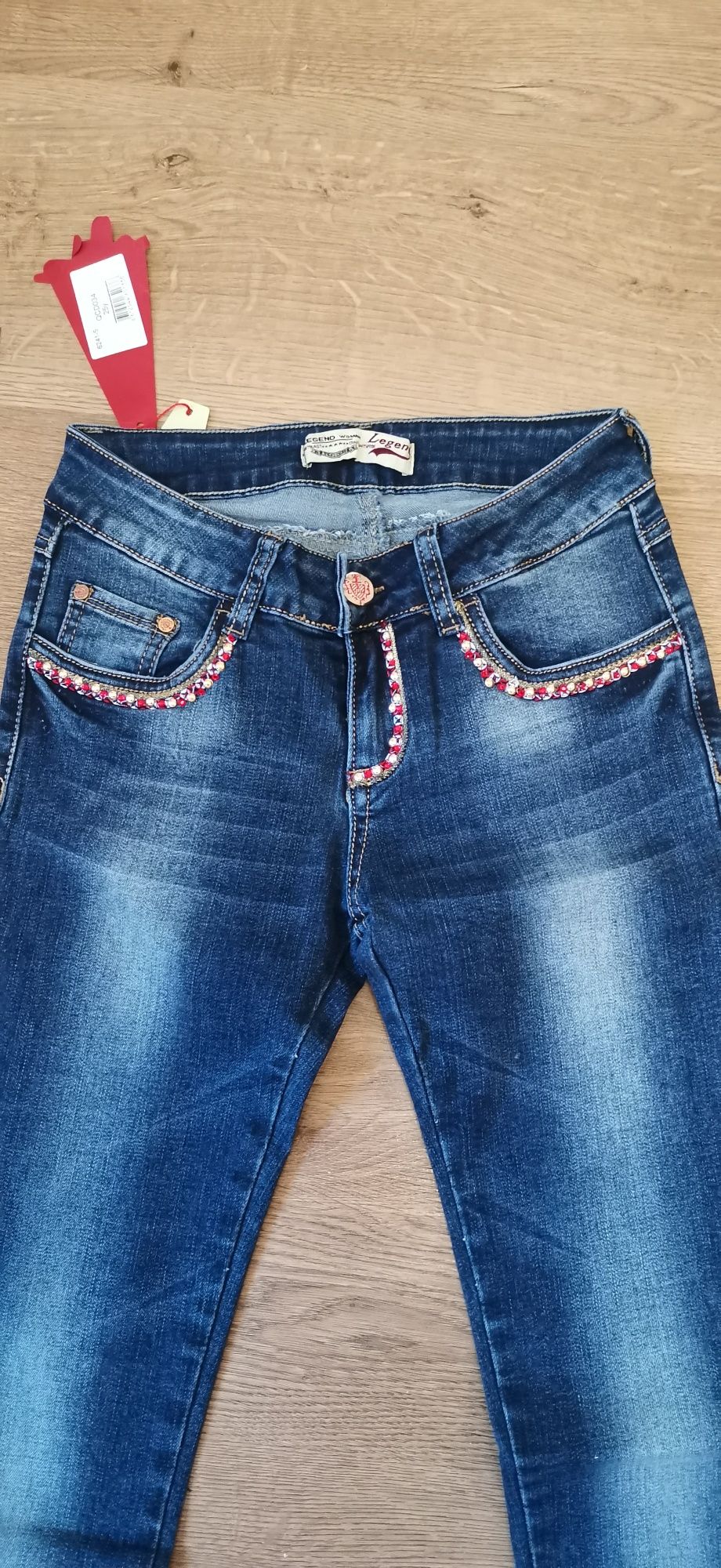 Жіночі джинси 25 розміру