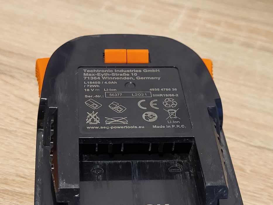 Szlifierka kątowa AEG BEWS 18 ładowarka AL9618 akumulator L1840S