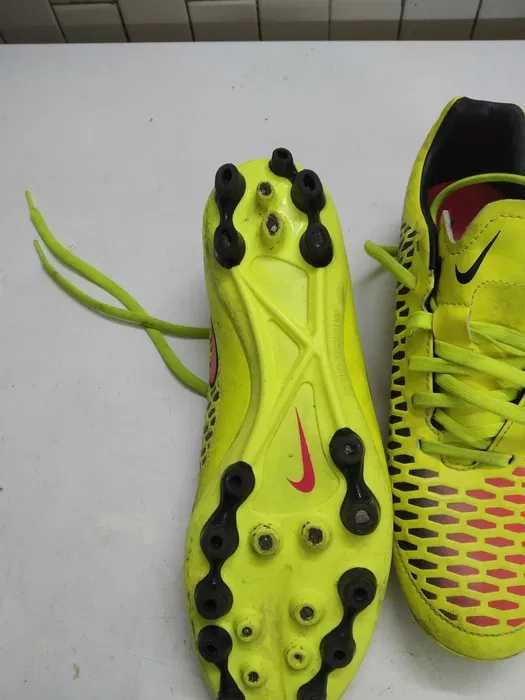 ***3 pares chuteiras nike***