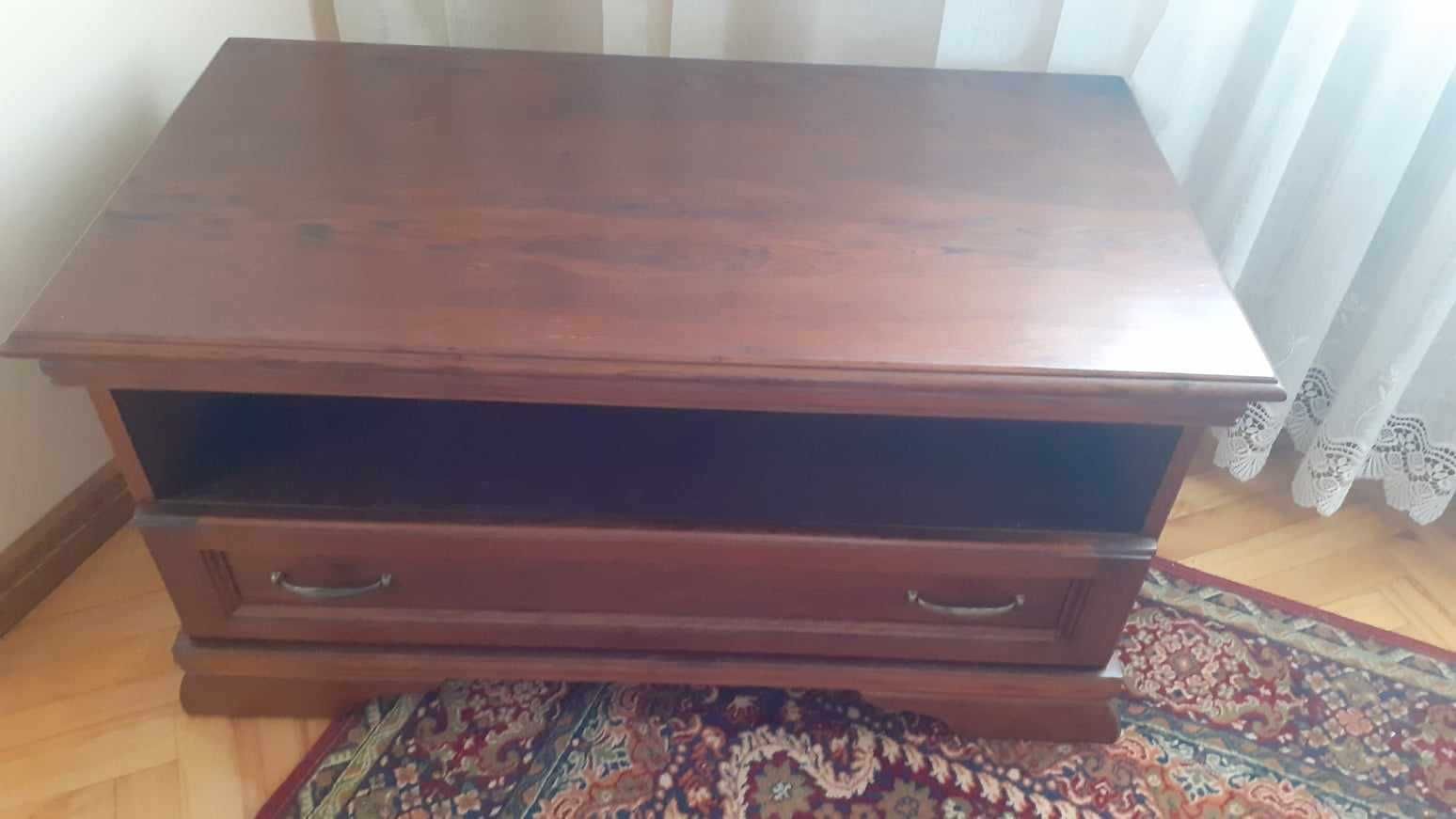 Sprzedam szafkę pod TV