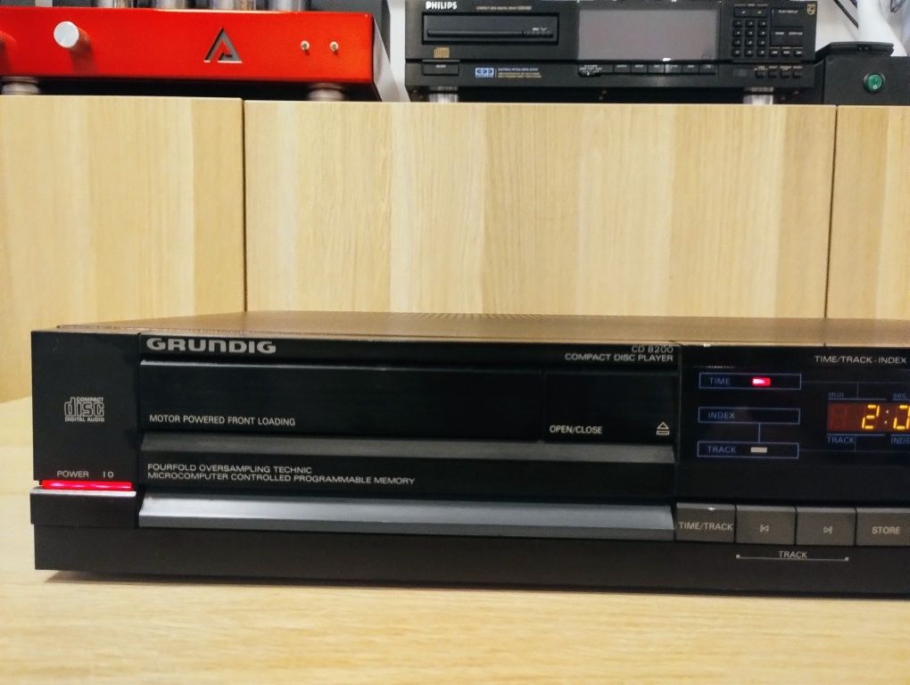 Grundig CD 8200 - odtwarzacz CD TDA 1541