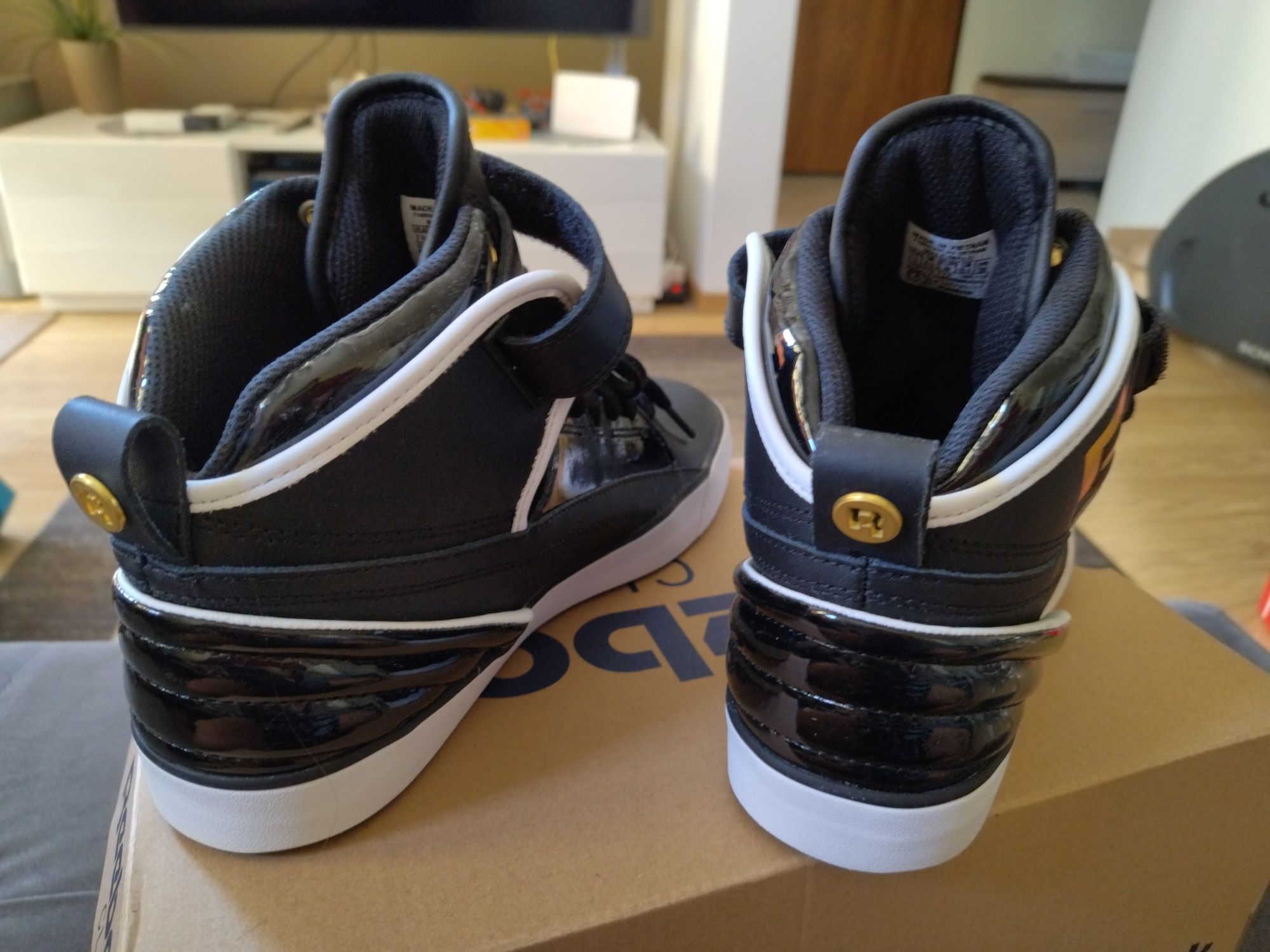 Buty Reebok Sh Zealot MID EUR 40 rozmiar 25.5 cm wysokie jesienne Nowe