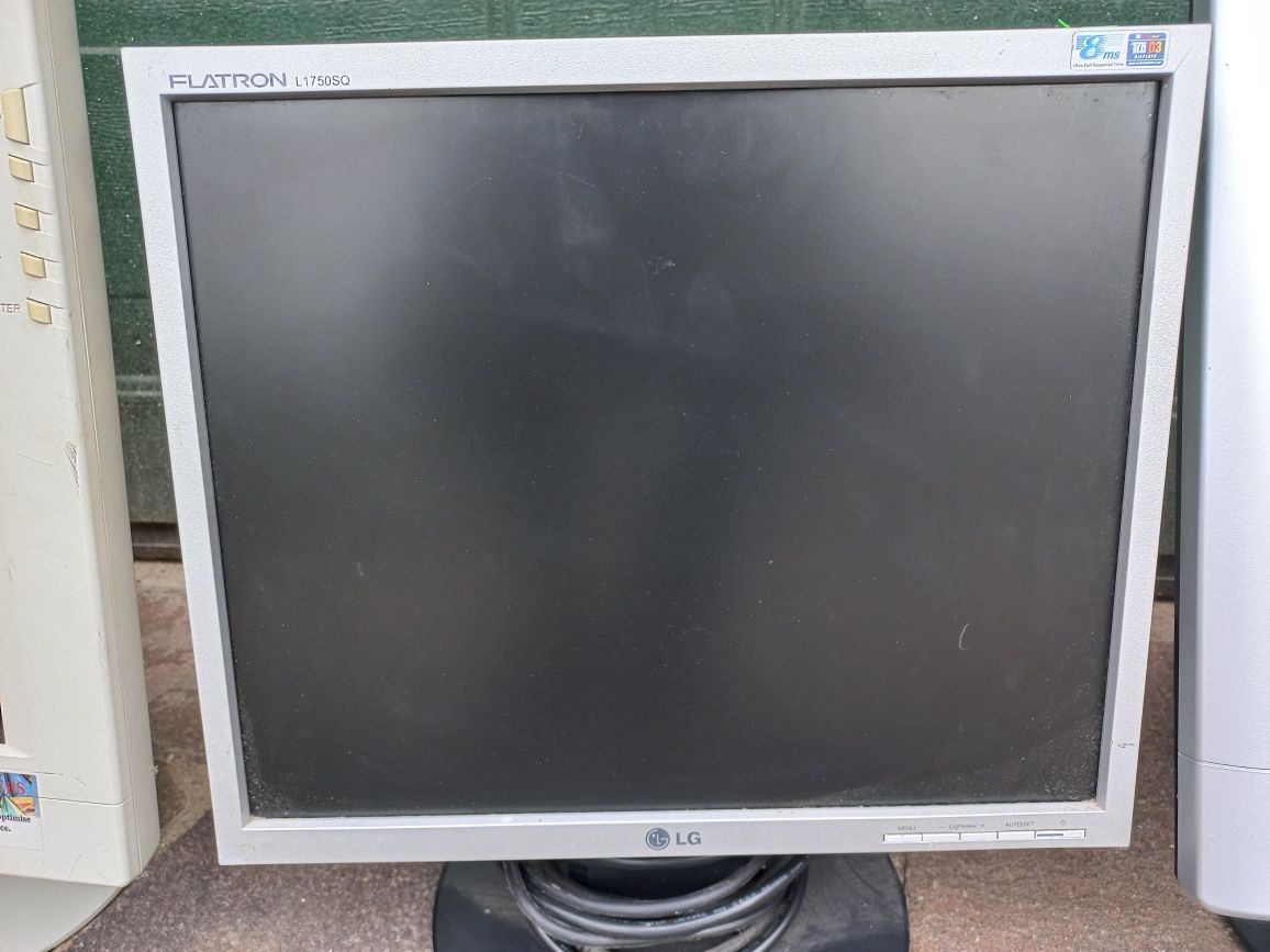 Monitor samsung 22 cale