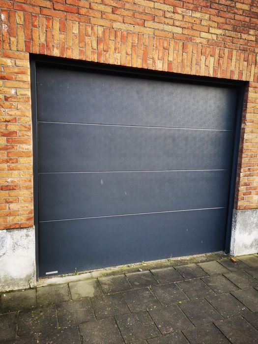Brama garażowa segmentowa antracyt