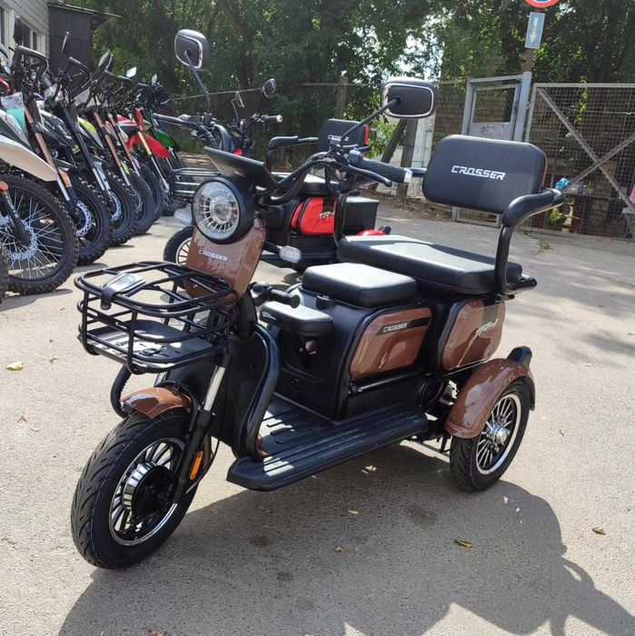 Електроскутер CR-1. Crosser, FADA.