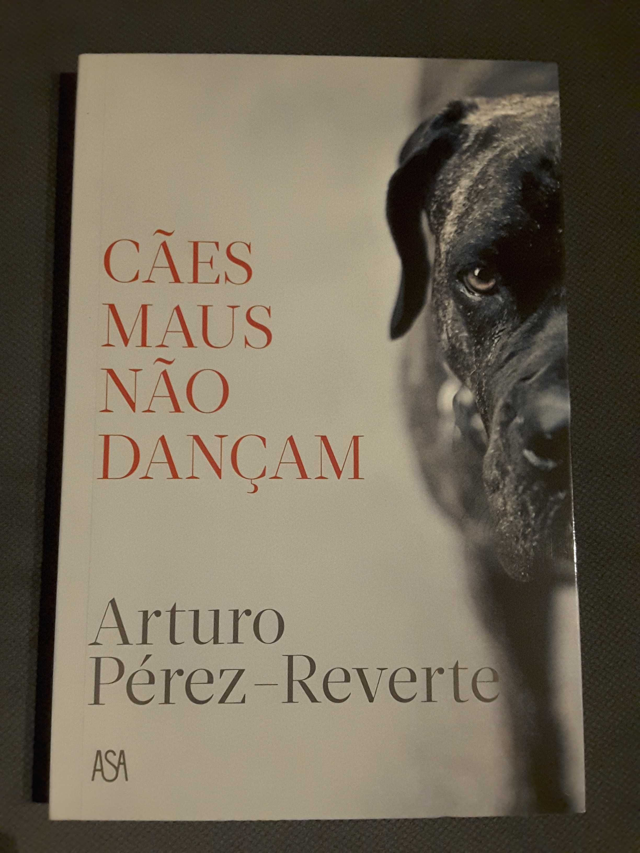 Pablo Neruda/ Arturo Pérez-Reverte/ Juan Marsé