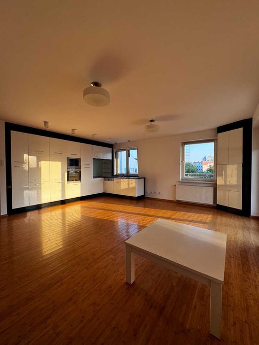 Wynajmę 70 m2 mieszkanie - ul. Armii Krajowej