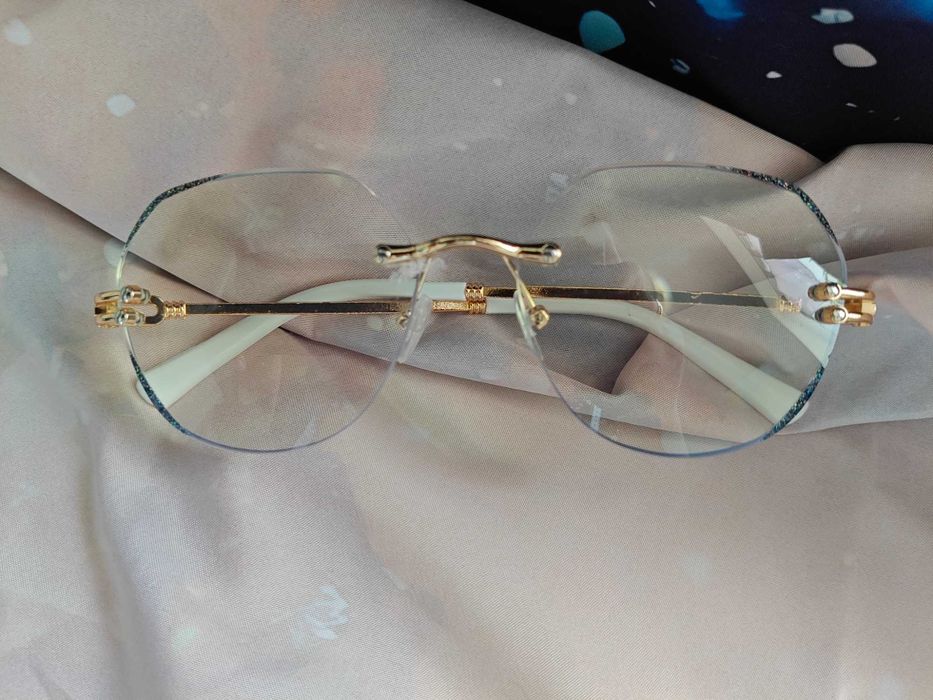 Okulary białe. Nie używane