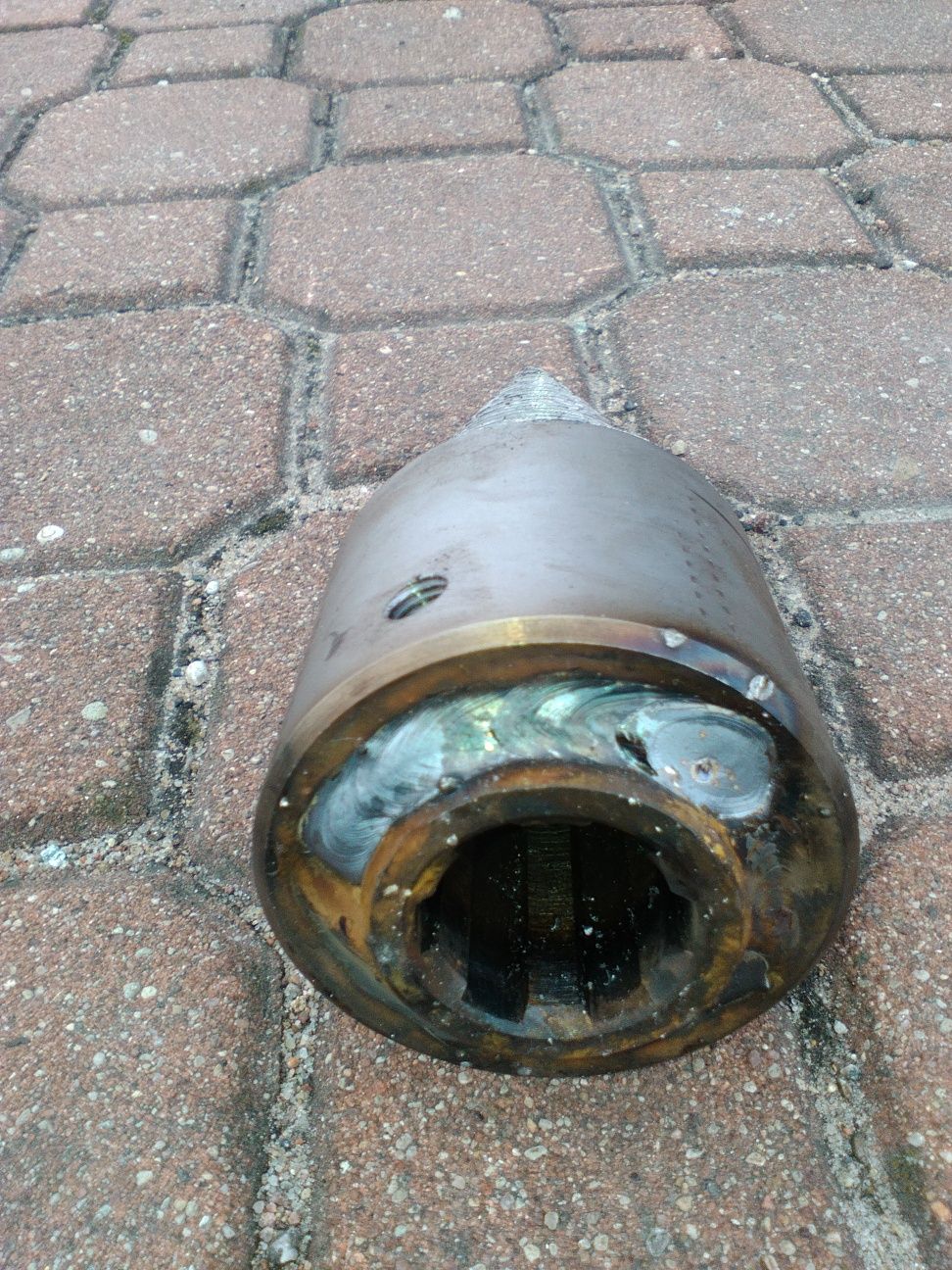 Świder do drewna z wymienną końcówką