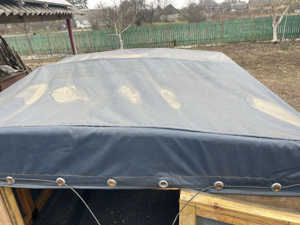 Легковий причіп