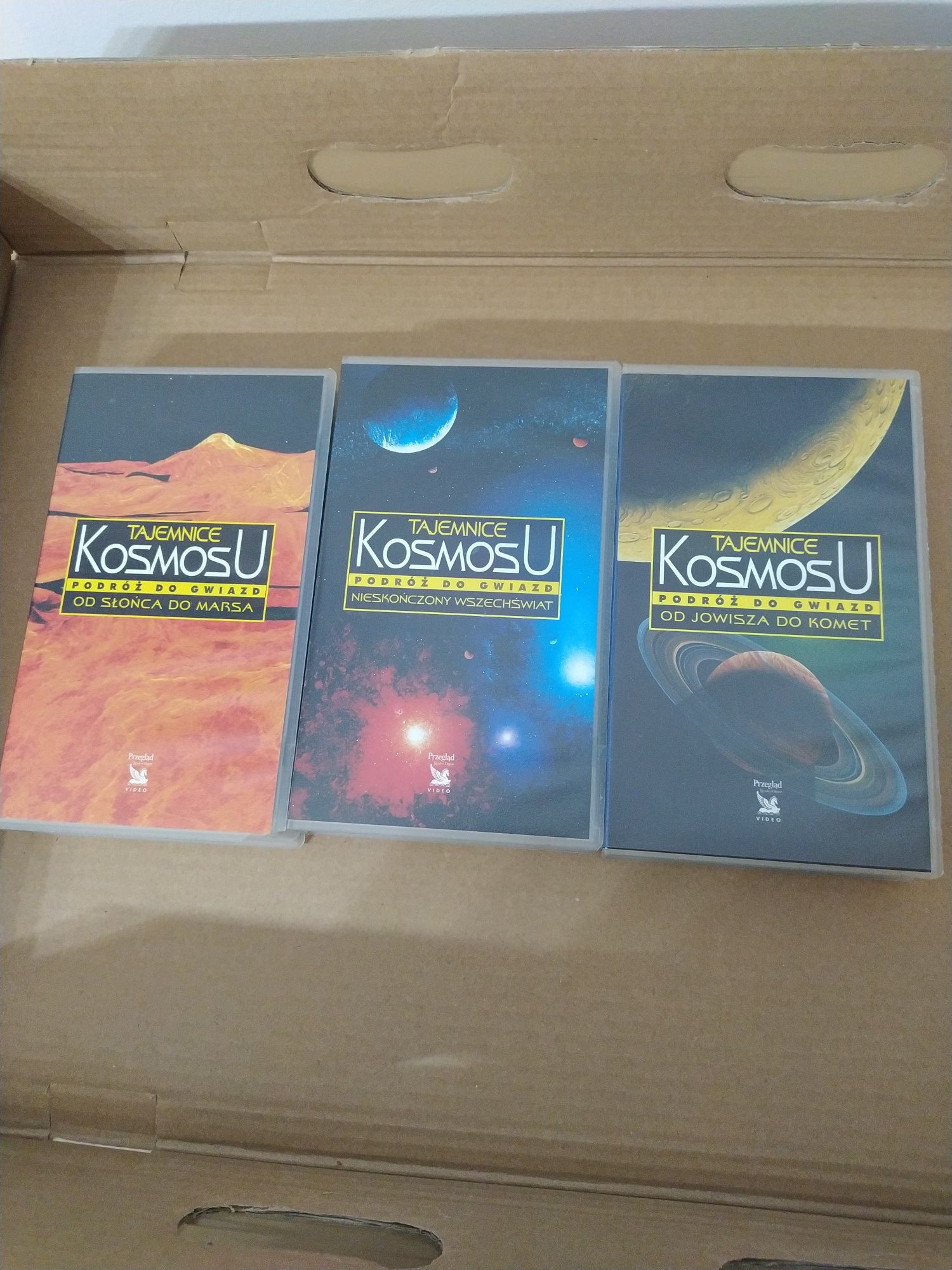 Kasety VHS Tajemnice Kosmosu 3szt.