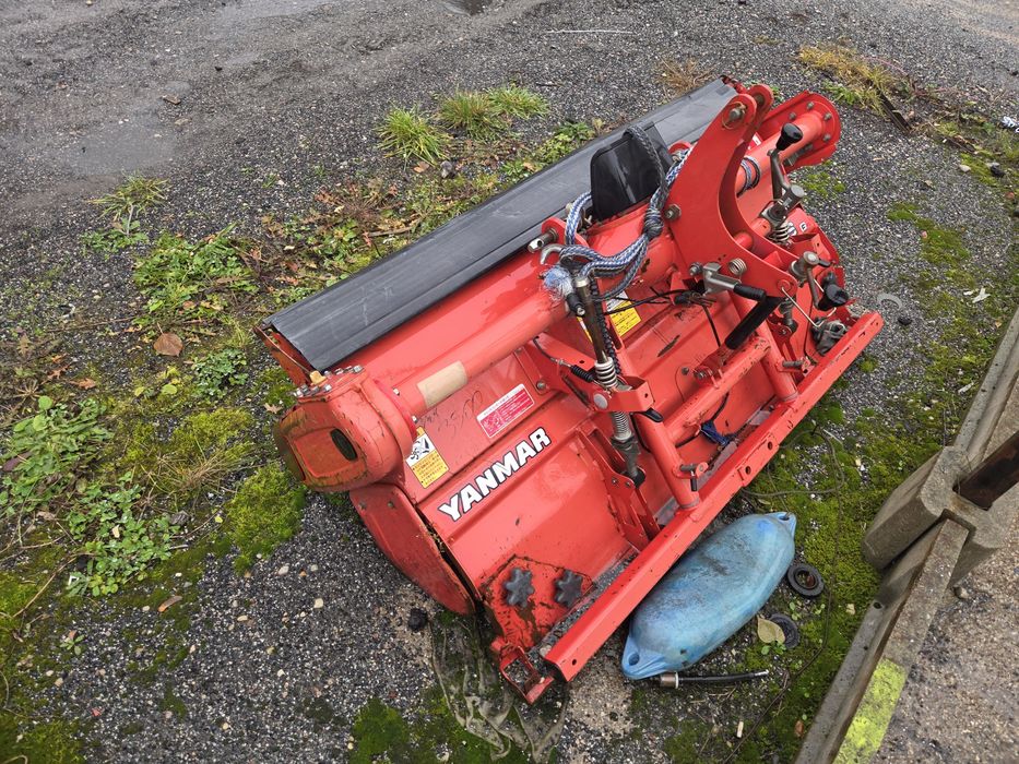 Glebogryzarką yanmar 140cm