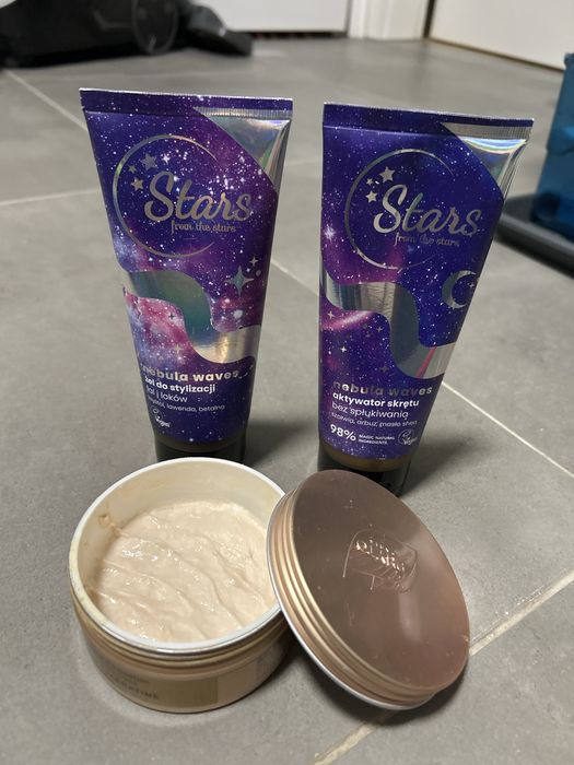 Zestaw kosmetykow uzywanych