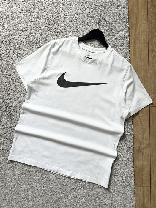 Футболка Nike чоловіча  б/в