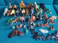 Figurki dinozaurów. Zestaw figurek zwierząt. Zabawki.