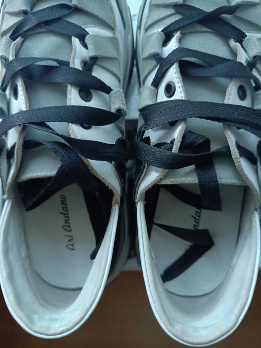 Кросівки 37р натуральна шкіра