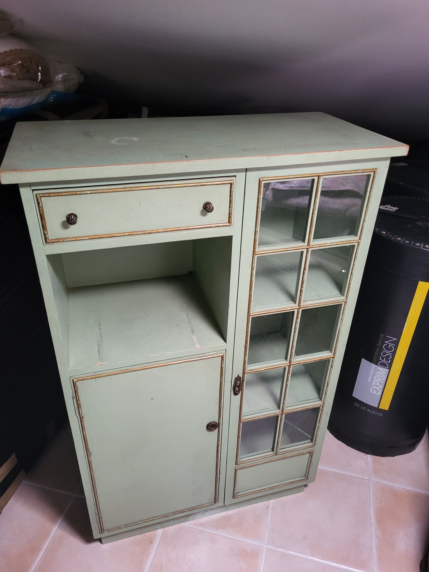 Moveis vintage em madeira