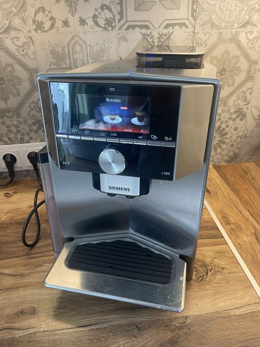 Ekspres Siemens EQ9 s500 - sprawny