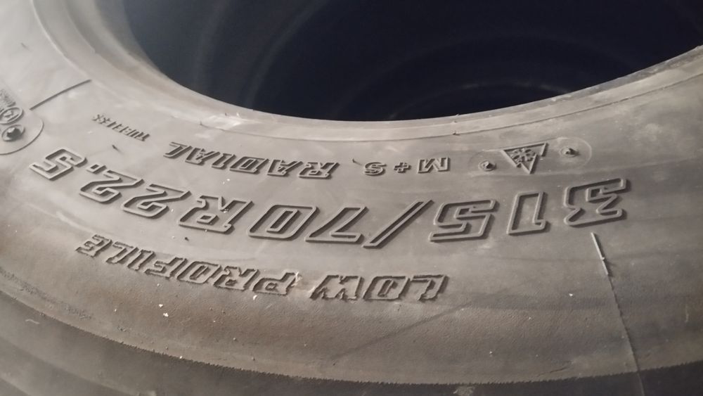 315 70 22.5 Bridgestone