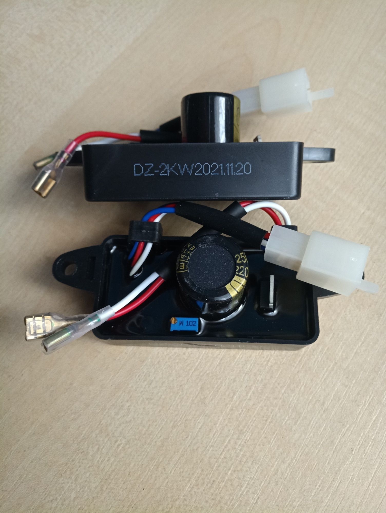 АВР AVR регулятор напруги