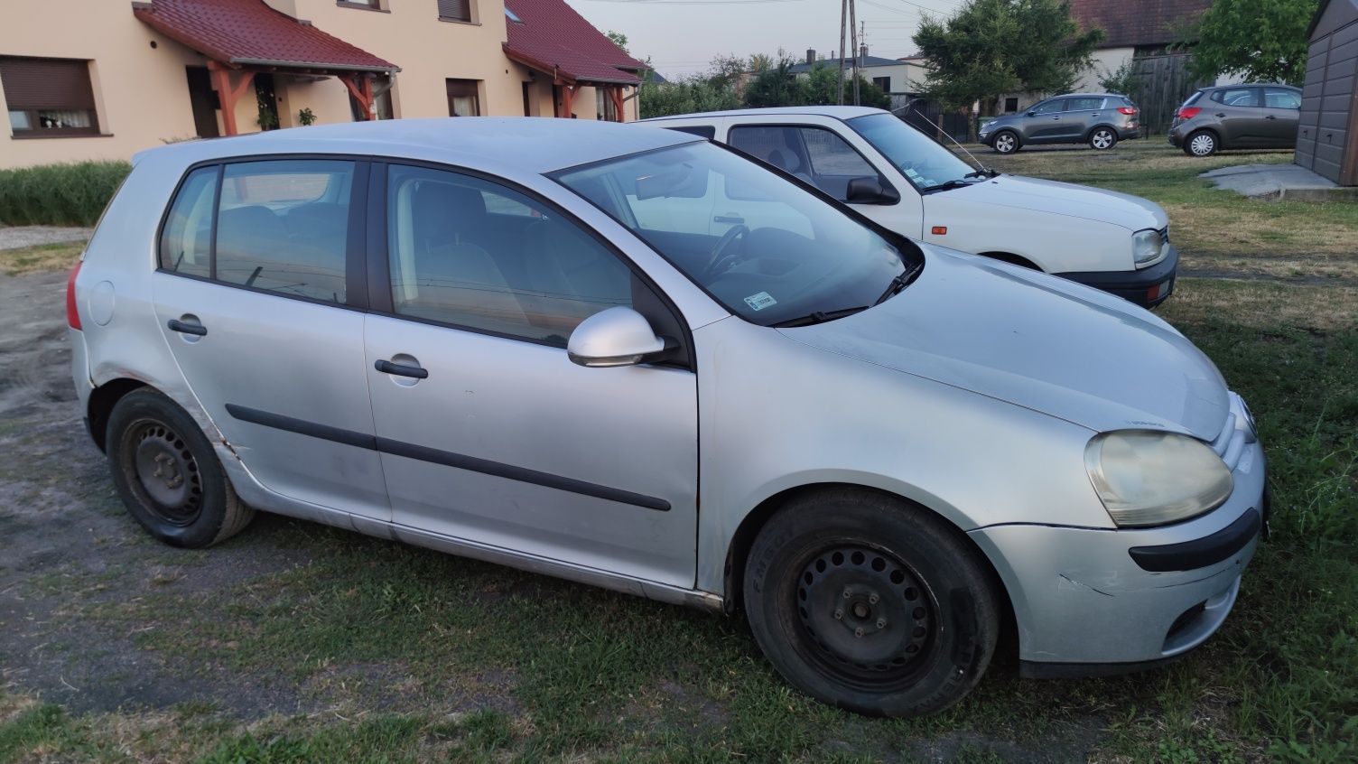 Volkswagen Golf 5 1.4 benzyna