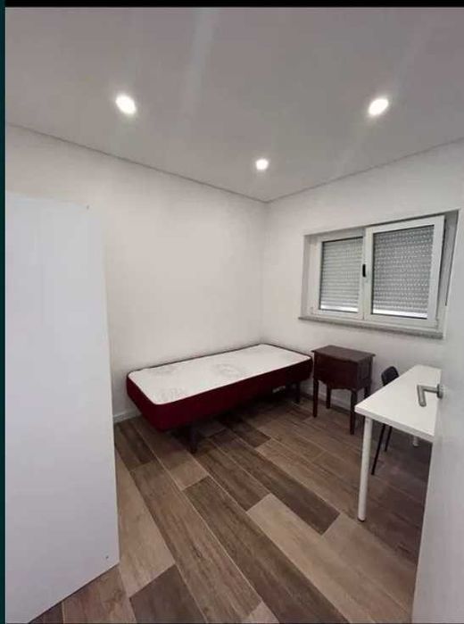 Quarto para arrendar Bragança