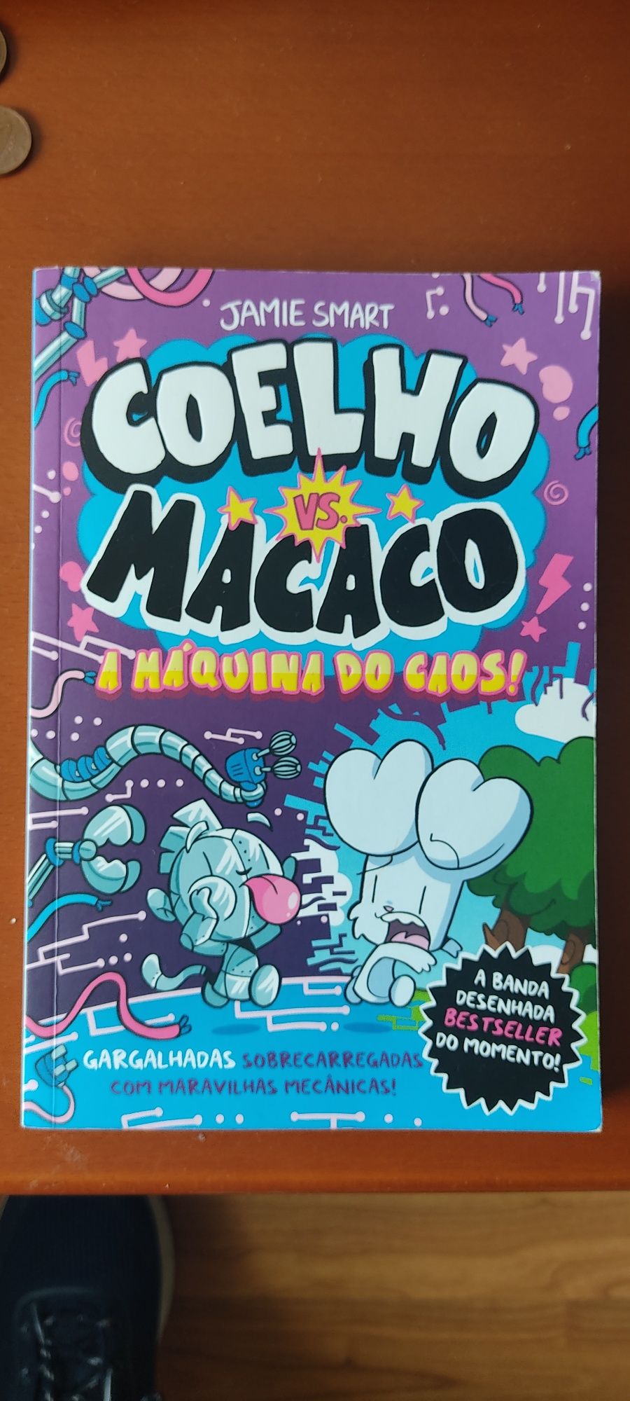 Livros Coelho vs Macaco n° 1 e 6