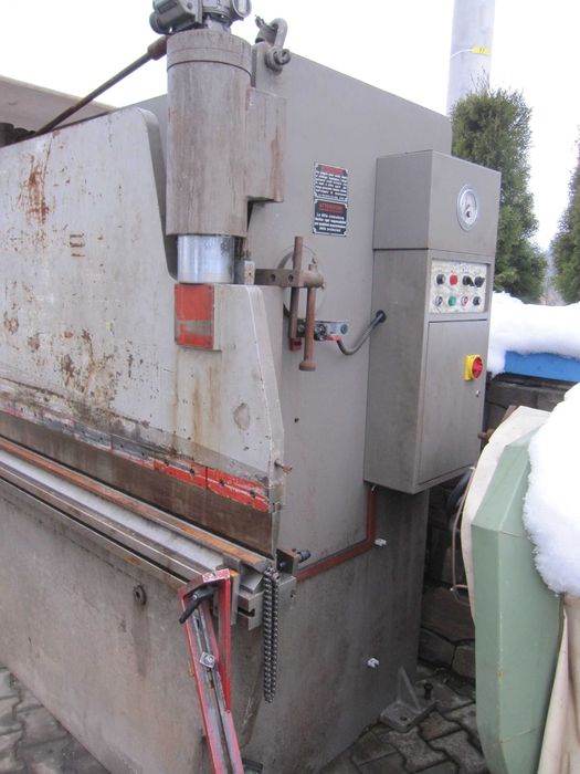 Prasa hydrauliczna krawędziowa giętarka do blachy 305/03,05