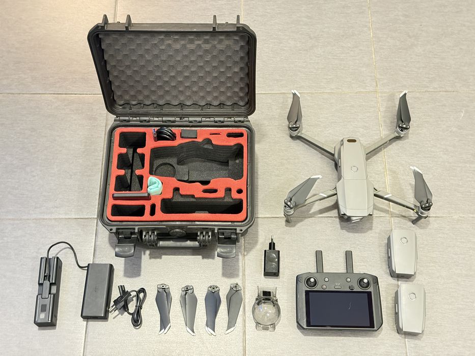 DJI Mavic 2 Pro - c/ smart controler, mala, 3 baterias e filtros DJI
