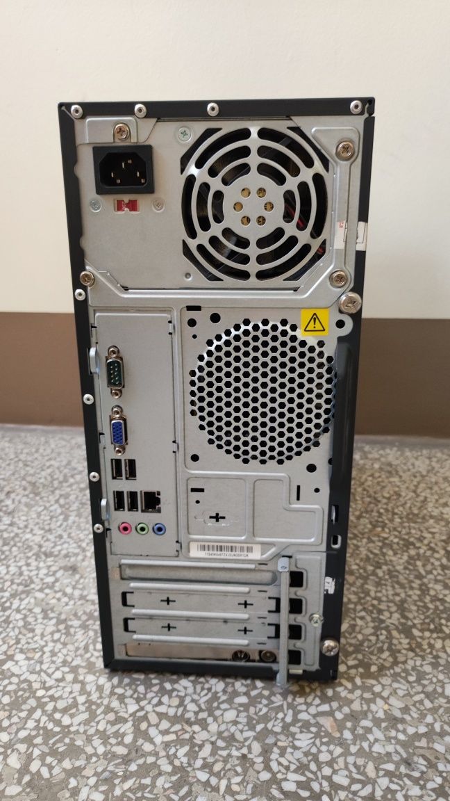 Lenovo A70 C2D E8400 3Ghz ram 2GB DDR3 Win7