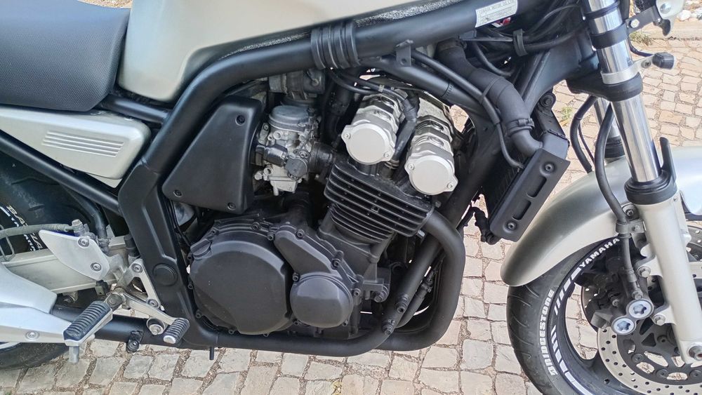 Yamaha Fazer 600