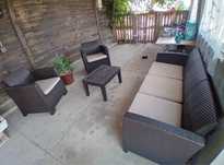 Conjunto de sofas para jardin relaxante.
