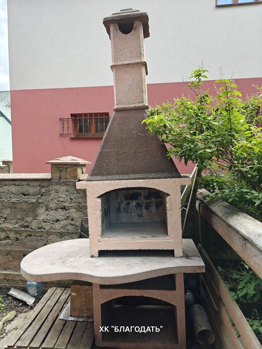 Барбекю камін зовнішній бетонний мангал для дачі і дому