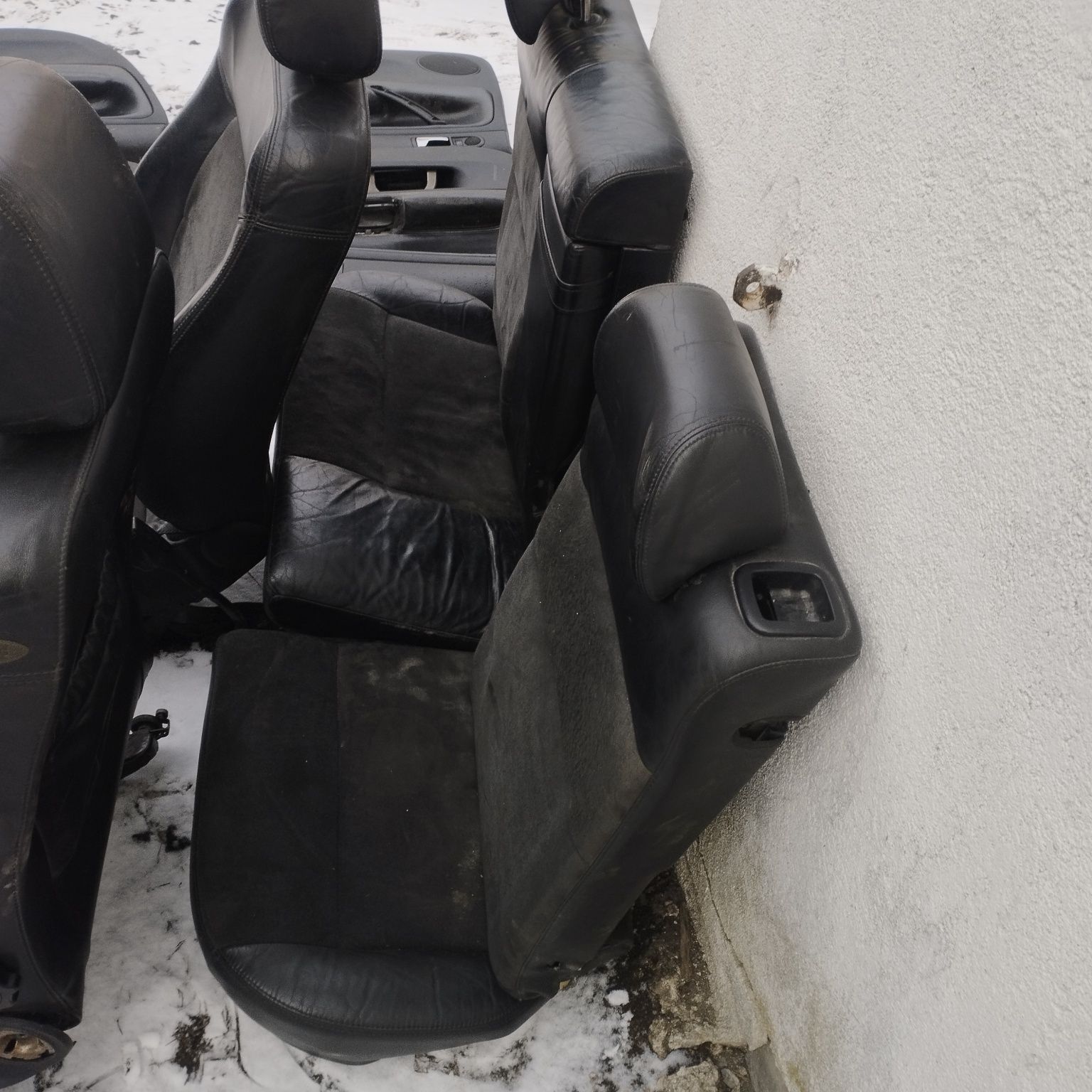 Volkswagen Passat B5 kombi komplet foteli pół skóra alcantara grzane