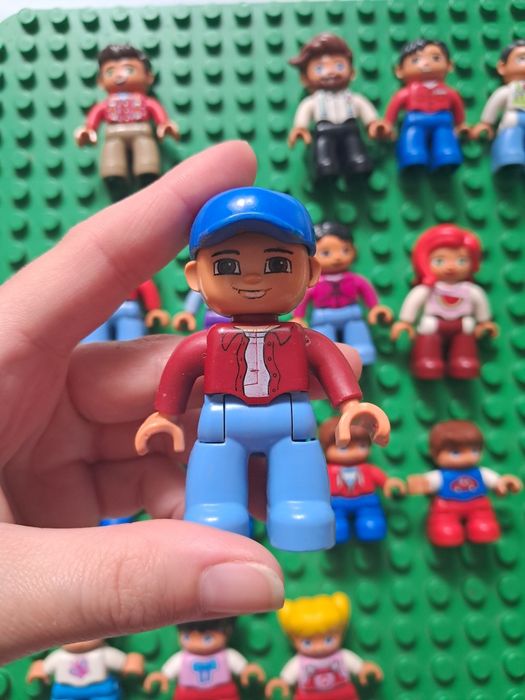 Пластина Lego duplo + чоловічки Лего
