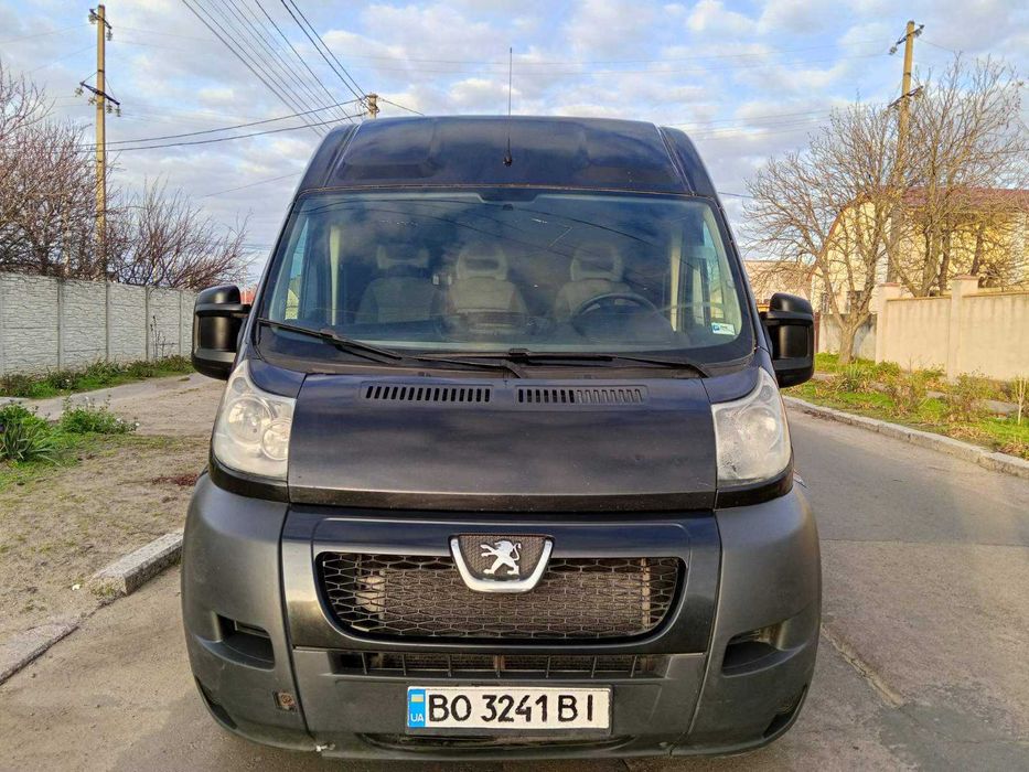 Пежо боксер 2012 года