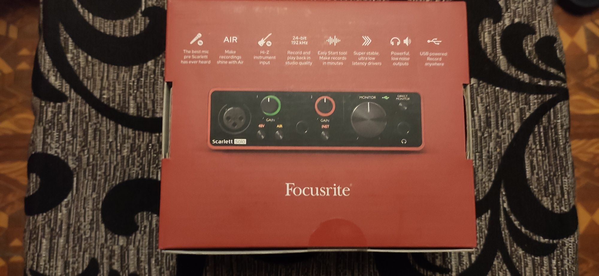 USB аудіоінтерфейс Focusrite Scarlett Solo 3rd Gen