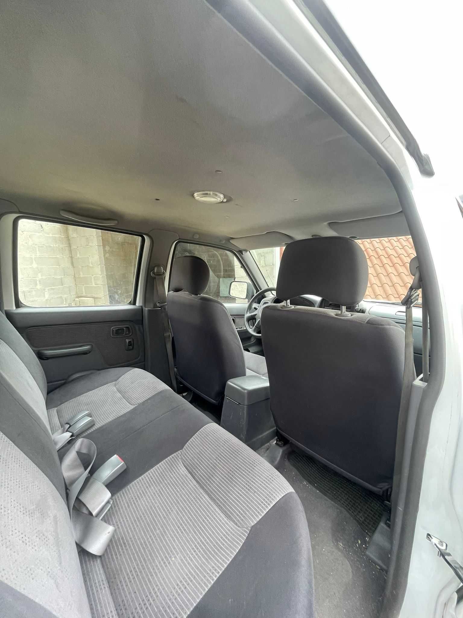 Nissan Navara D22 2.5 Di 4x4 Double Cab