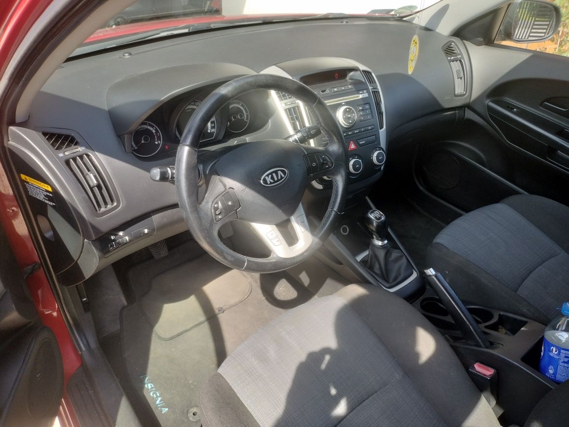 Kia cee'd 1.4  *klima*alufelgi*