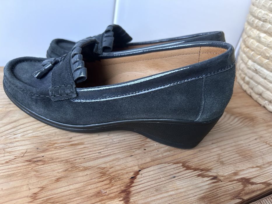Sapato loafer em pele