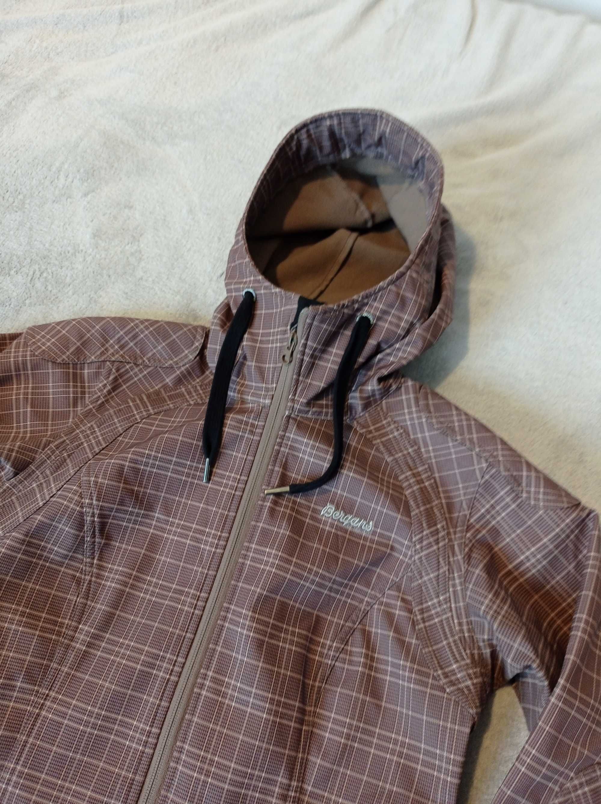 Kurtka softshell Bergans of Norway 1512 Vika Lady - rozmiar S