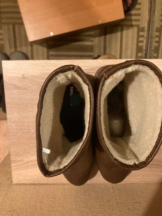 Женские зимние новые УГГИ : GBG, NAUTICA