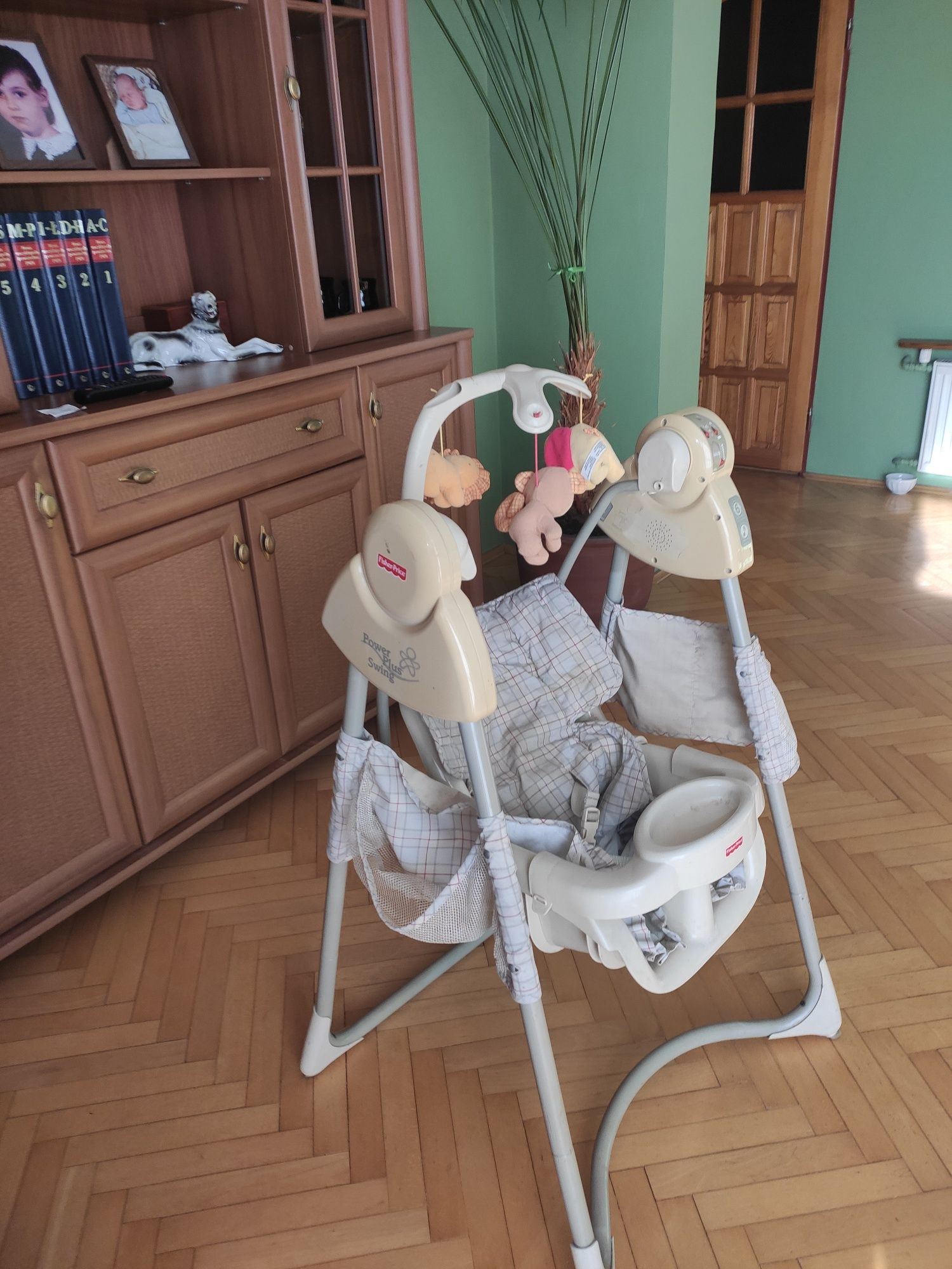 Huśtawka dla małego dziecka