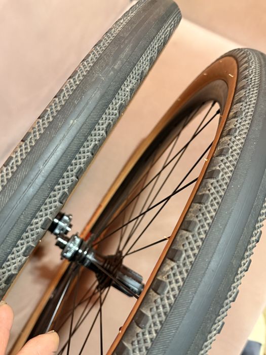 Топові гравійні колеса Fulcrum red 900 650d + wtb byway 47