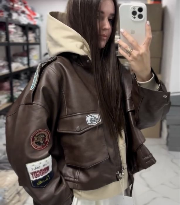 Шкіряна куртка , коричнева куртка , бомбер , коричнева кожанка