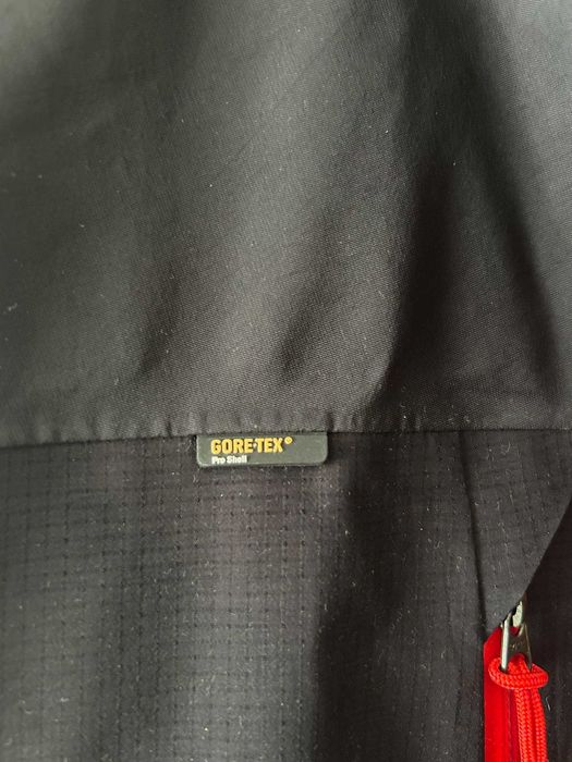 Casaco Homem - Gore-Tex -  HAGLOFS - Modelo SPITZ - Tamanho XL