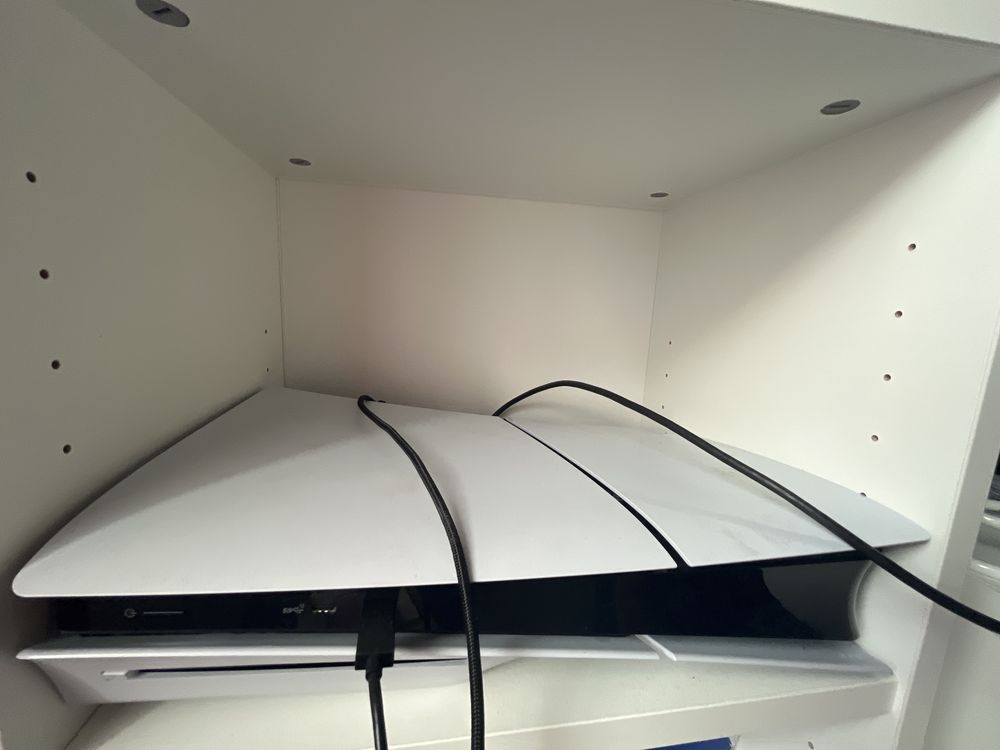 Playstation 5 slim 1TB z napedem + kontroler