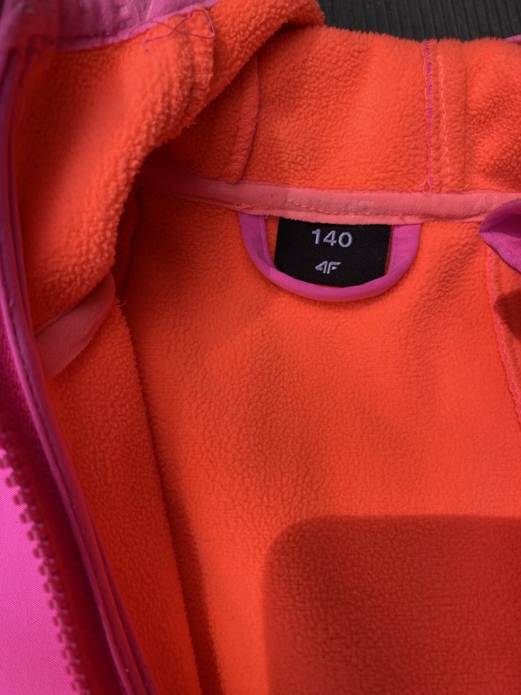 Kurtka softshell 4f dziewczynka 146